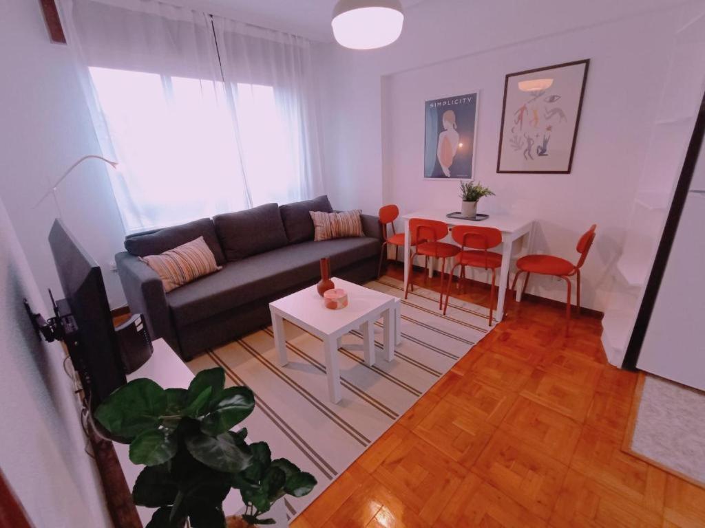 Apartamento Maura 2 Dormitorios 오비에도 외부 사진