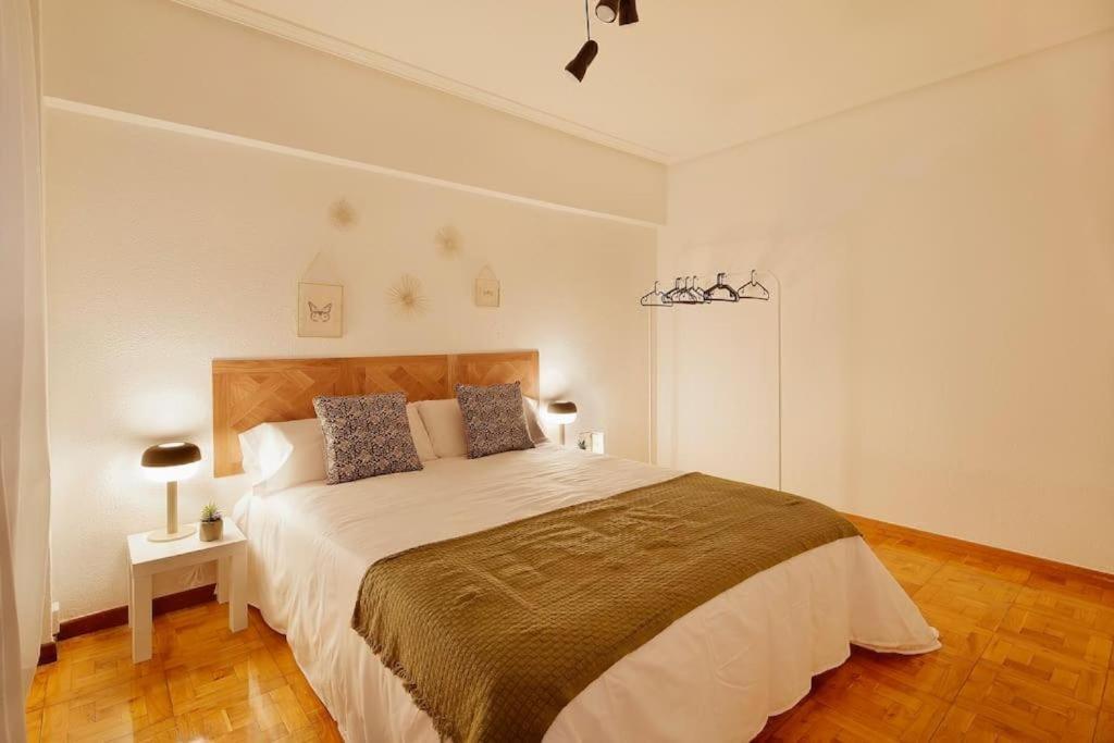 Apartamento Maura 2 Dormitorios 오비에도 외부 사진